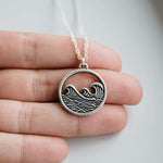 Load image into Gallery viewer, Round Wave Necklace