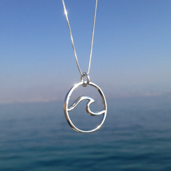 Beach Wave Necklace - Surf Sun Sea